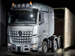 Mercedes-Benz SLT: мировая премьера